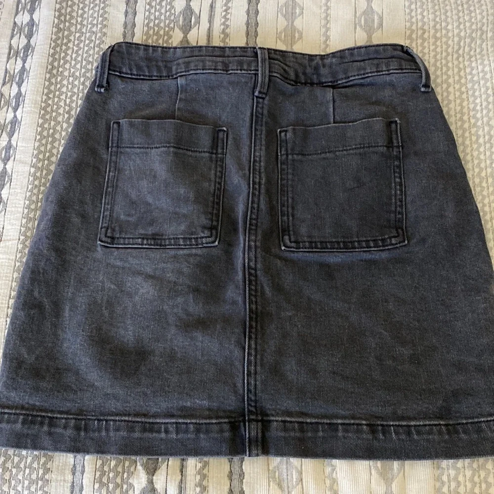 Old Navy Denim Skirt - Picture 2 of 10